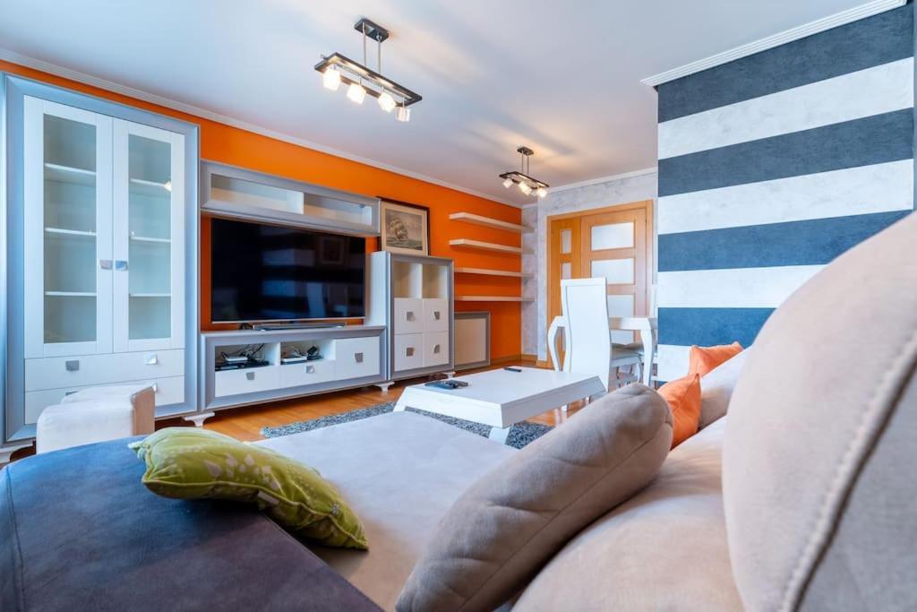 סנטנדר Apartamento En El Corazon De La Ciudad Con Parking מראה חיצוני תמונה